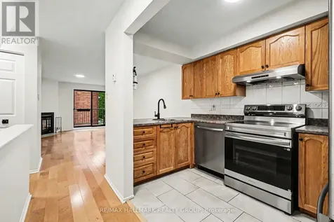 1102 Blasdell Avenue Ottawa ON K1K 0C3