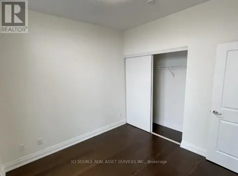 65 Speers Road Oakville (co Central) ON L6K 0J1