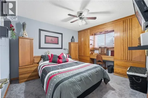 71 Barnes Avenue Brantford ON N3R 4Y9