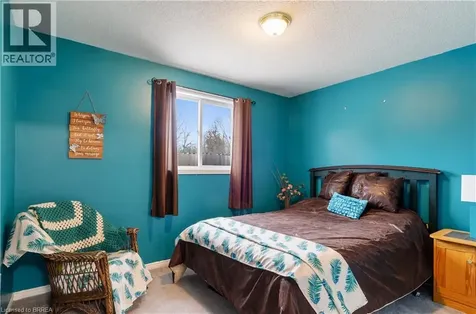 71 Barnes Avenue Brantford ON N3R 4Y9