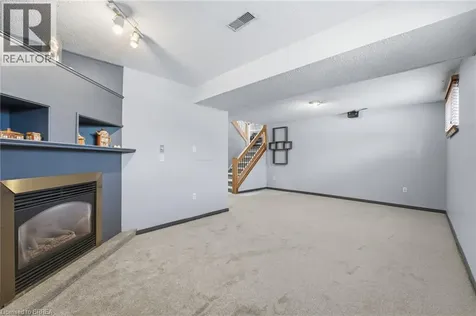 71 Barnes Avenue Brantford ON N3R 4Y9