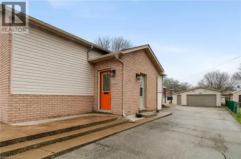 71 Barnes Avenue Brantford ON N3R 4Y9