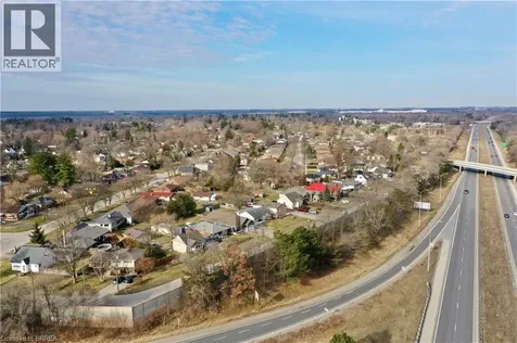71 Barnes Avenue Brantford ON N3R 4Y9