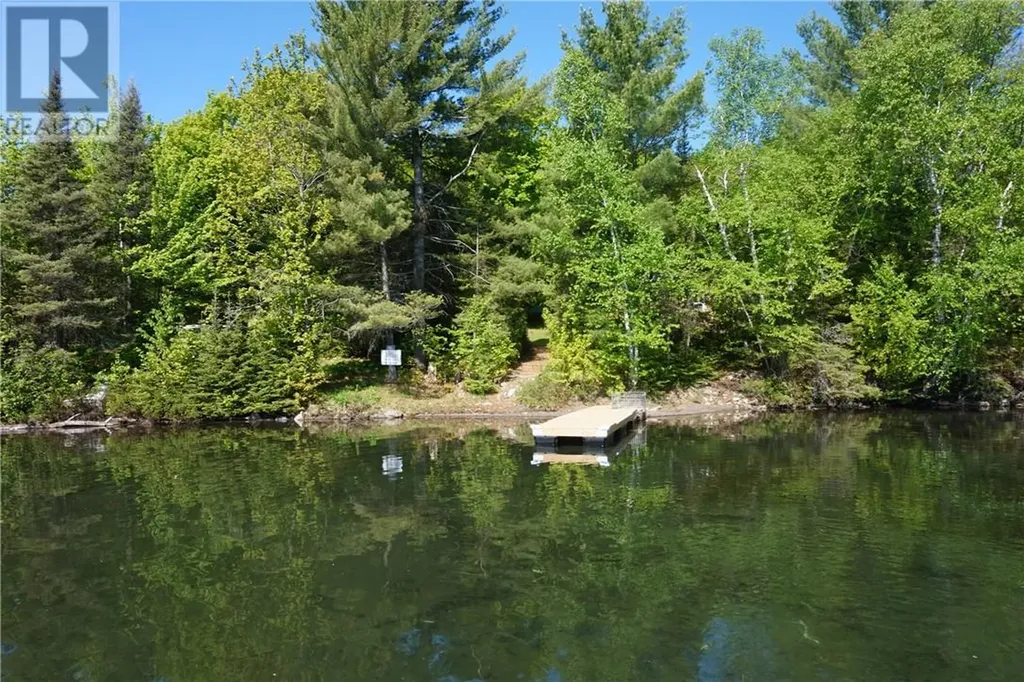 102 Maplegrove Island Greater Sudbury ON P0M 3E0