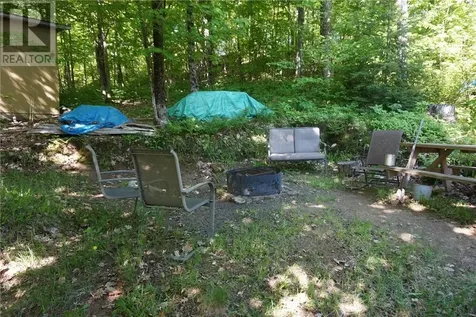 102 Maplegrove Island Greater Sudbury ON P0M 3E0