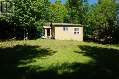 102 Maplegrove Island Greater Sudbury ON P0M 3E0