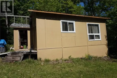 102 Maplegrove Island Greater Sudbury ON P0M 3E0
