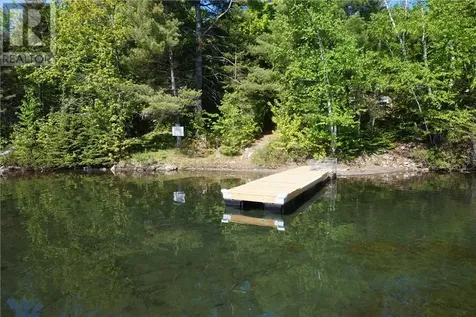 102 Maplegrove Island Greater Sudbury ON P0M 3E0