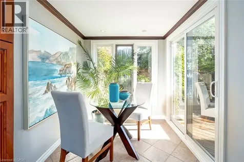 2100 Worthington Drive Oakville ON L6L 1E3