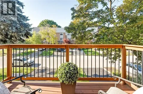2100 Worthington Drive Oakville ON L6L 1E3