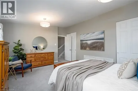 2100 Worthington Drive Oakville ON L6L 1E3