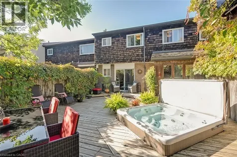 2100 Worthington Drive Oakville ON L6L 1E3