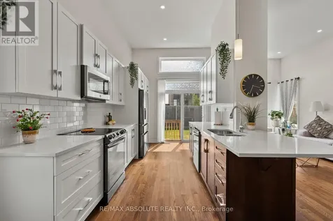 231 Shinny Avenue Ottawa ON K2B 0V9