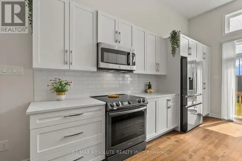 231 Shinny Avenue Ottawa ON K2B 0V9