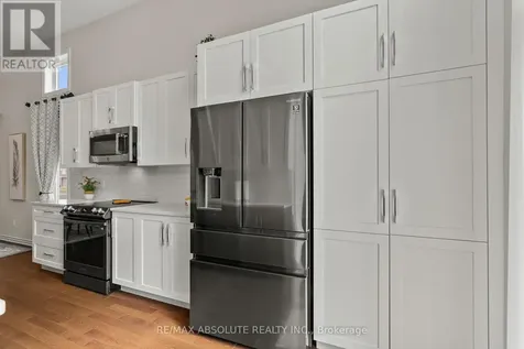 231 Shinny Avenue Ottawa ON K2B 0V9