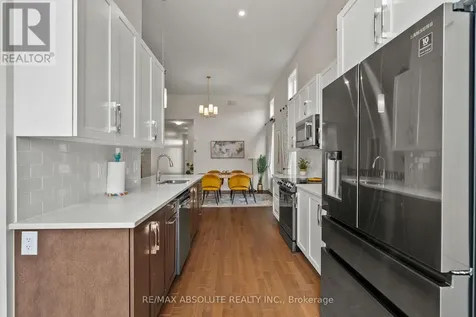 231 Shinny Avenue Ottawa ON K2B 0V9