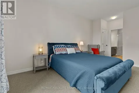 231 Shinny Avenue Ottawa ON K2B 0V9