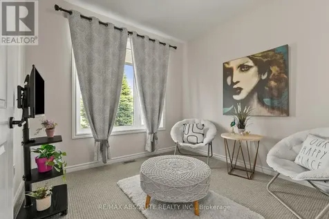 231 Shinny Avenue Ottawa ON K2B 0V9