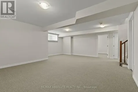 231 Shinny Avenue Ottawa ON K2B 0V9