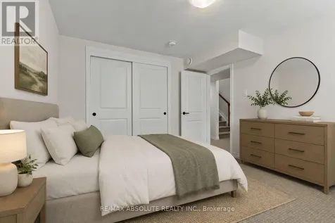 231 Shinny Avenue Ottawa ON K2B 0V9
