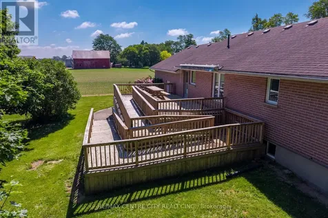 2200 Katesville Drive Adelaide Metcalfe ON N0M 2B0
