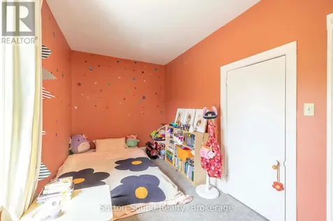 894 3rd Avenue West Owen Sound ON N4K 4P5