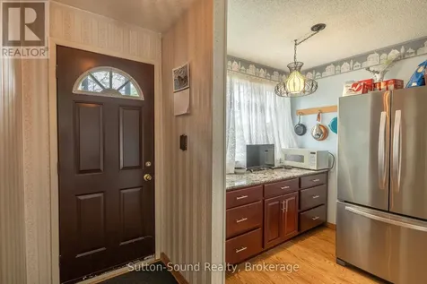 82 Laurie Crescent Owen Sound ON N4K 6C3