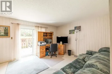 82 Laurie Crescent Owen Sound ON N4K 6C3