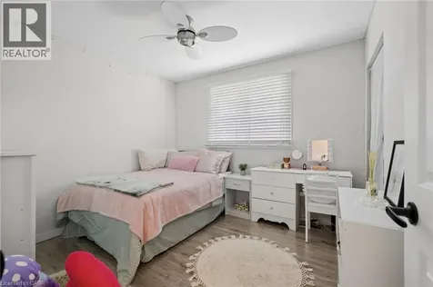 22 Brookside Crescent Kitchener ON N2N 1H1