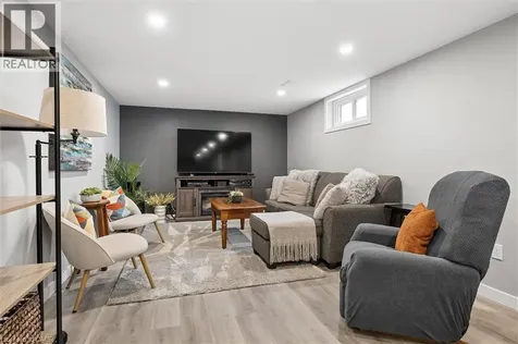 22 Brookside Crescent Kitchener ON N2N 1H1