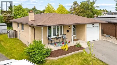 22 Brookside Crescent Kitchener ON N2N 1H1