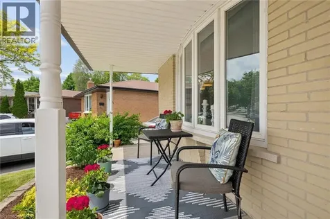 22 Brookside Crescent Kitchener ON N2N 1H1