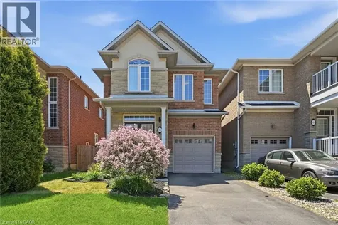 111 Greenstem Crescent Stoney Creek ON L8E 0A8