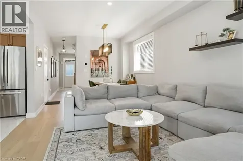 111 Greenstem Crescent Stoney Creek ON L8E 0A8