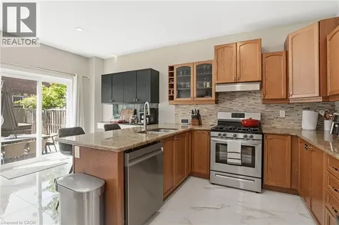 111 Greenstem Crescent Stoney Creek ON L8E 0A8