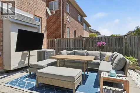 111 Greenstem Crescent Stoney Creek ON L8E 0A8