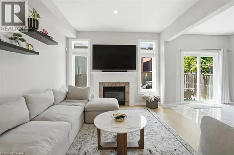 111 Greenstem Crescent Stoney Creek ON L8E 0A8