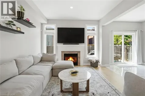 111 Greenstem Crescent Stoney Creek ON L8E 0A8