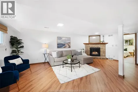 906 Bayview Avenue Kingsville ON N9Y 3M2