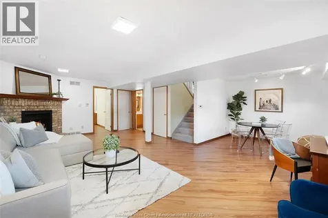 906 Bayview Avenue Kingsville ON N9Y 3M2