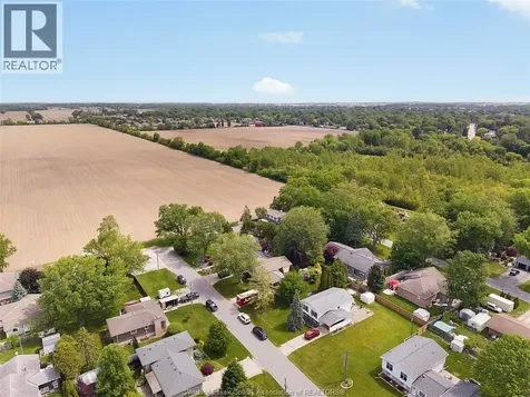 906 Bayview Avenue Kingsville ON N9Y 3M2