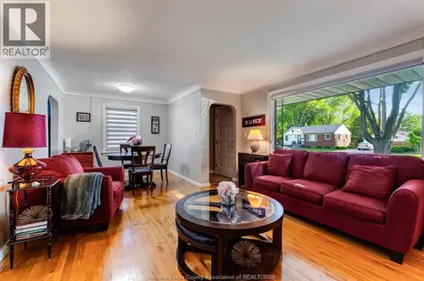 2840 Randolph Avenue Windsor ON N9E 3E2