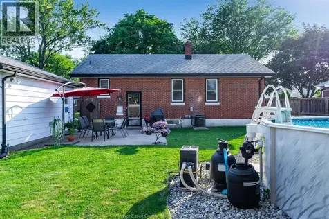 2840 Randolph Avenue Windsor ON N9E 3E2