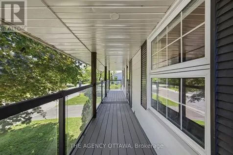 2184 Delmar Drive Ottawa ON K1H 5R5