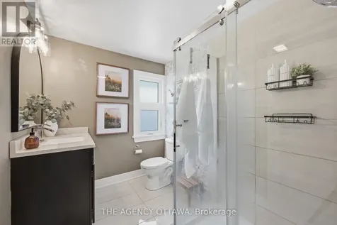 2184 Delmar Drive Ottawa ON K1H 5R5