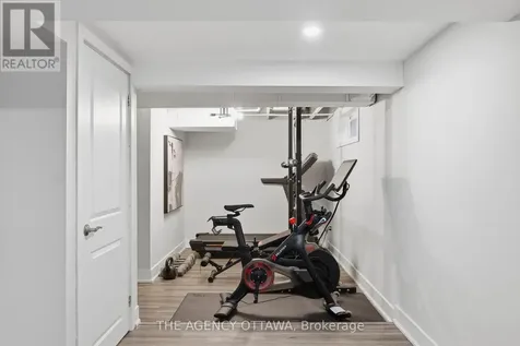 2184 Delmar Drive Ottawa ON K1H 5R5