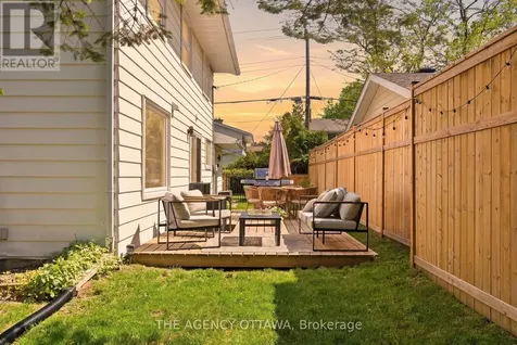 2184 Delmar Drive Ottawa ON K1H 5R5