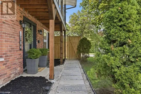 2184 Delmar Drive Ottawa ON K1H 5R5
