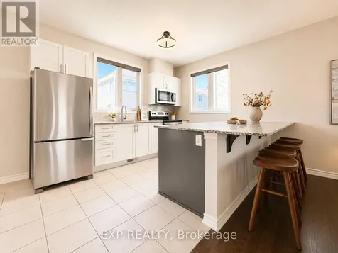 516 Loury Row Ottawa ON K1W 0M7