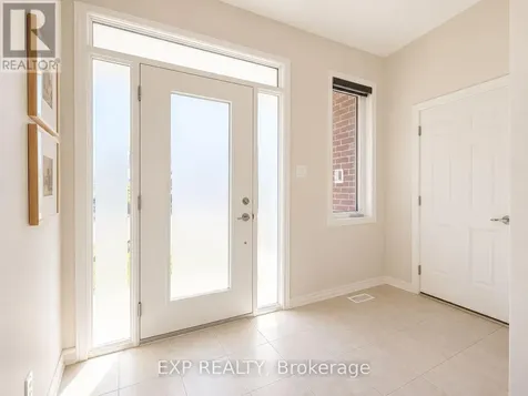 516 Loury Row Ottawa ON K1W 0M7